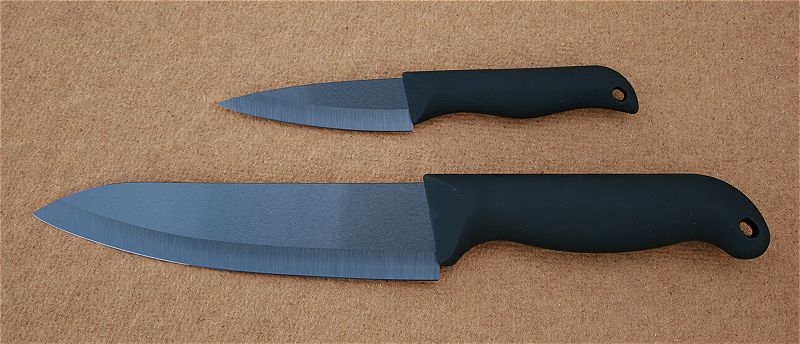 (obrázek pro) Keramický nůž s černým ostřím délky 3 palce (7 cm)