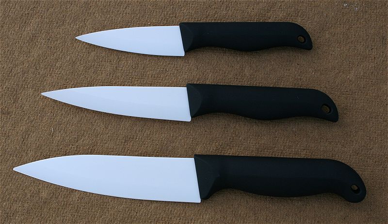 (obrázek pro) Keramický nůž s bílým ostřím délky 3 palce (7 cm)